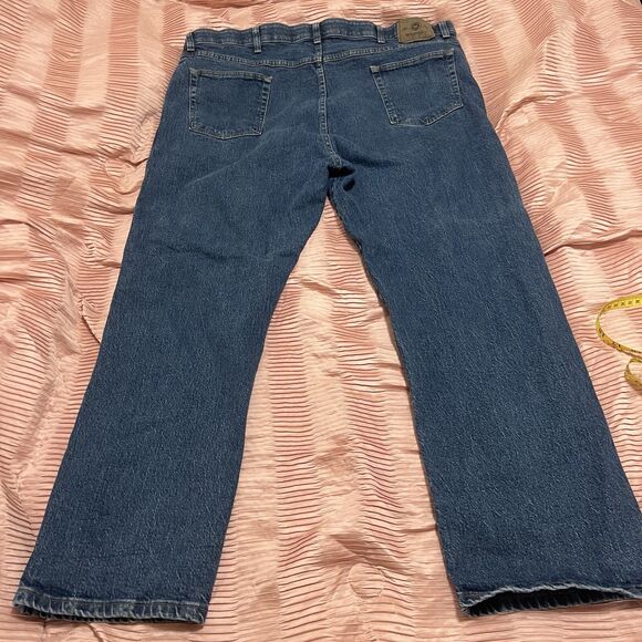 Wrangler Relaxed Fit Jeans for Men, Size 44 - Blue - Picture 2 of 8
